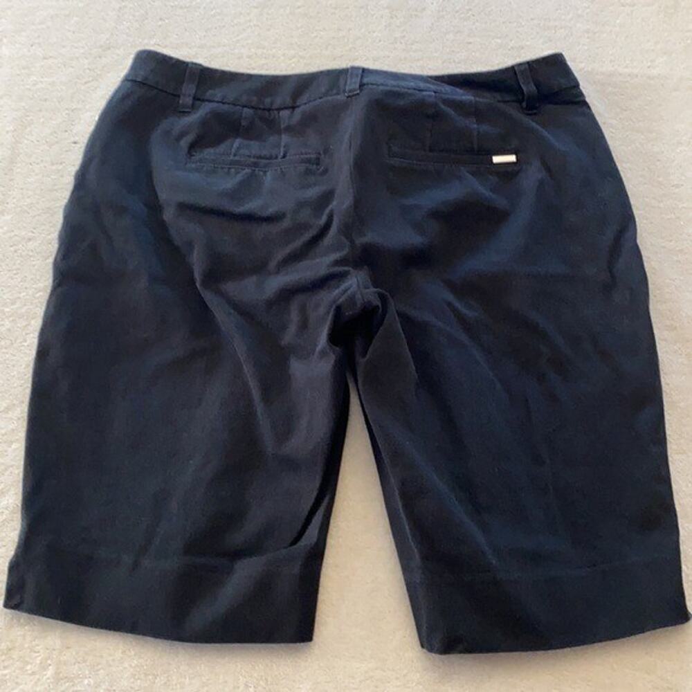 White House Black Market Shorts Womens 4 Black Bermuda Twill Pockets Modest
